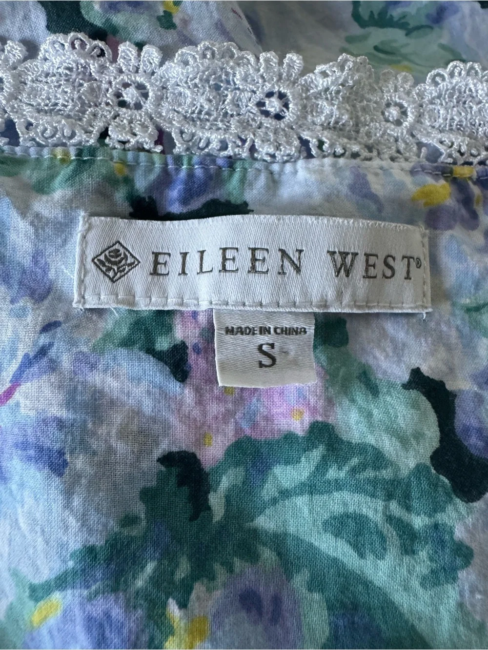 Eileen West Floral Cotton Traditional Nightgown Pintuck Lace Trim Cottagecore S